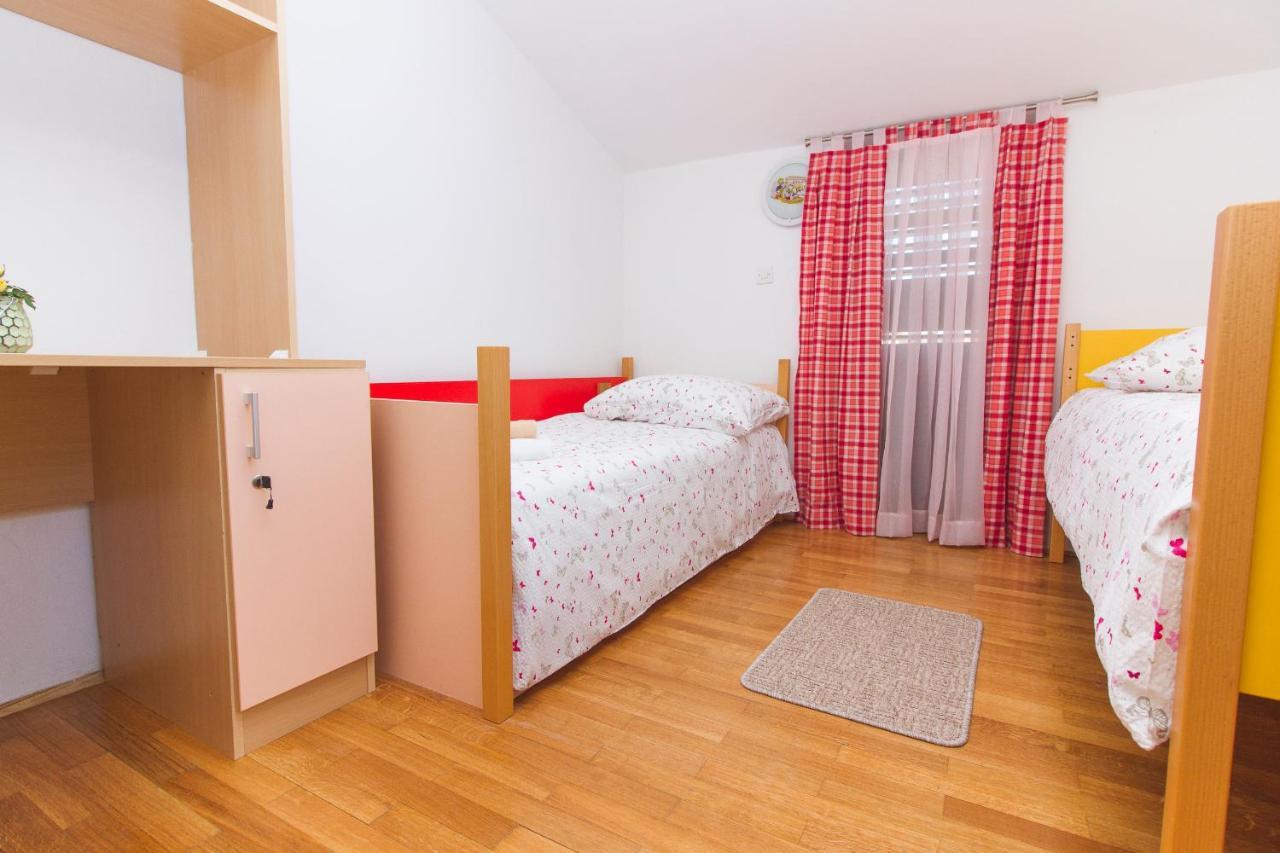 Apartman Andrijana ザダル エクステリア 写真