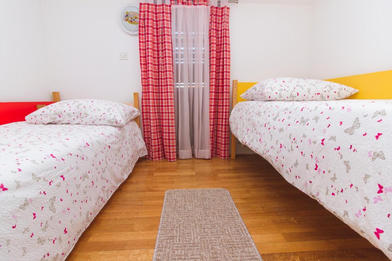 Apartman Andrijana ザダル エクステリア 写真